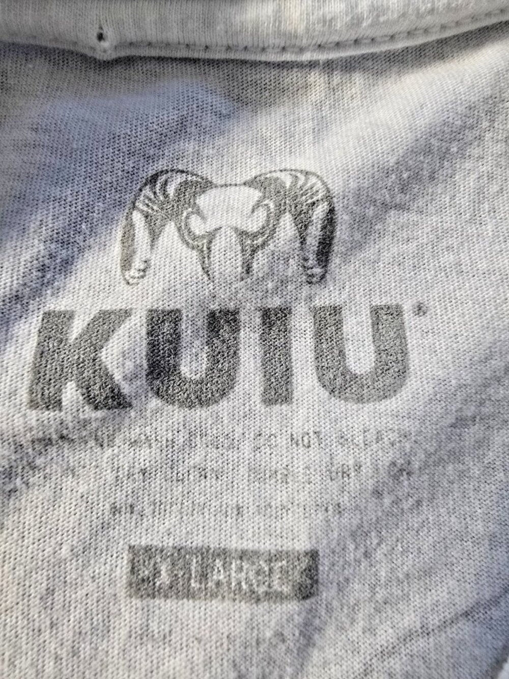 KUIU Ultralight Hunting T-Shirt Men’s XL | Ram Logo Graphic Tee White Outdoors - Picture 3 of 11